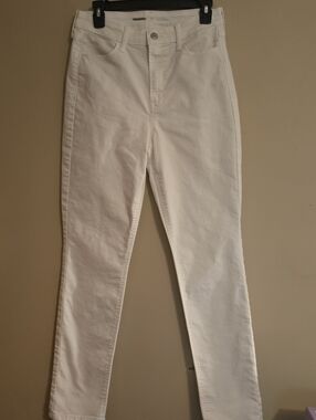 New Old Navy Women's 10 Tall High-Rise WOW Straight White Jeans